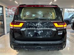 تۆیۆتا لاند کروزەر